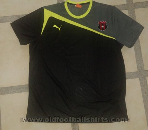 Alajuela Junior Goalkeeper football shirt 2013 - 2014
