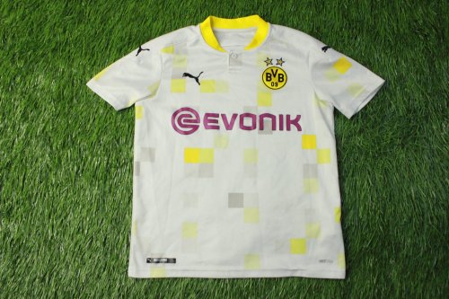 Borussia Dortmund Üçüncü futbol forması 2020 - 2021