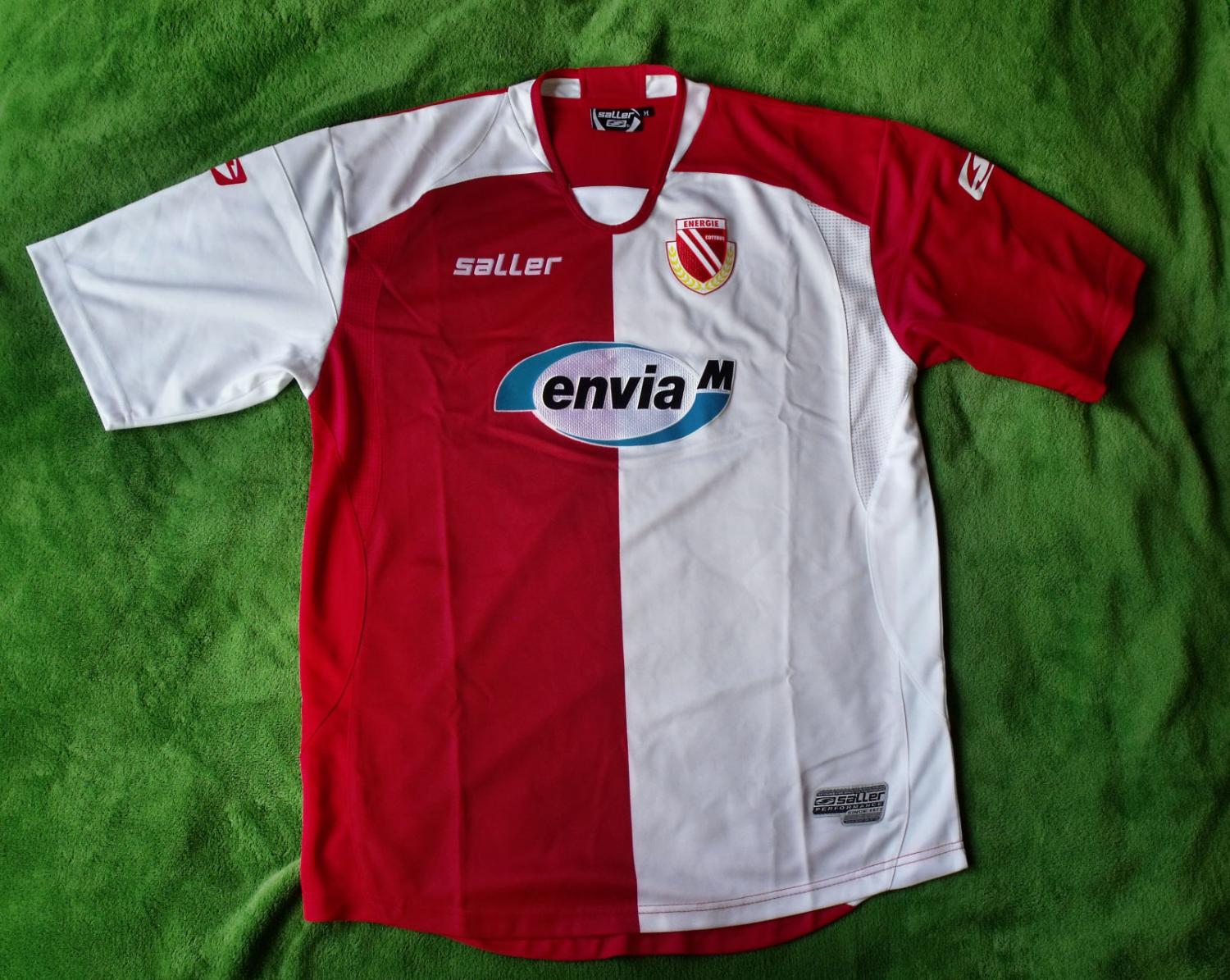 Cottbus „Kämpfen & Siegen“ T-Shirt Für Männer | Fußball-Fan-Shirt, 100 % Baumwolle – Cooles Ultras Geschenk