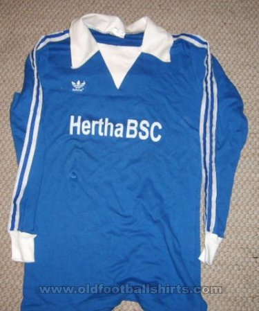 Hertha Home חולצת כדורגל 1977
