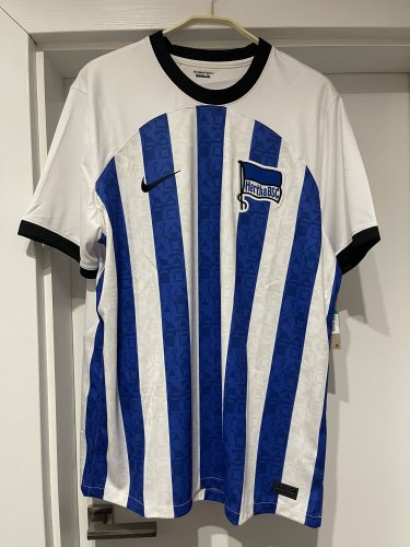 Hertha Home baju bolasepak 2022 - 2023