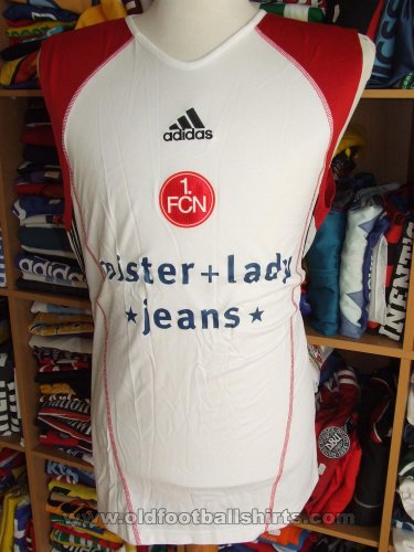 Nurnberg Training/Leisure football shirt 2005