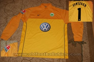 VfL Wolfsburg Goalkeeper football shirt 2004 - 2005