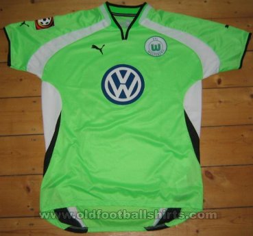 VfL Wolfsburg Home football shirt 2000 - 2002