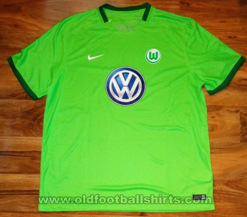 VfL Wolfsburg Home football shirt 2016 - 2017