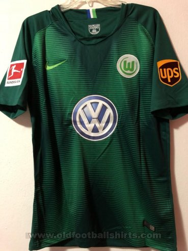 VfL Wolfsburg Home football shirt 2018 - 2019