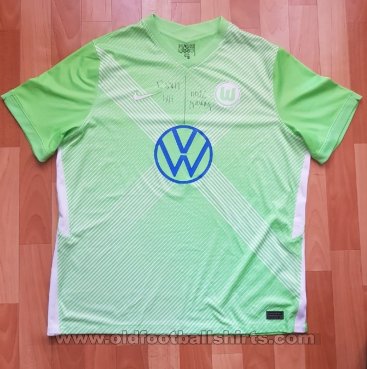 VfL Wolfsburg Home football shirt 2020 - 2021