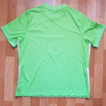 VfL Wolfsburg Home football shirt 2020 - 2021