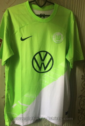 VfL Wolfsburg Home football shirt 2023 - 2024