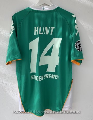 Werder Bremen Troisième Maillot de foot 2009 - 2010. Sponsored by Targobank