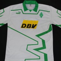 Werder Bremen Home baju bolasepak 1993 - 1994 sponsored by DBV Versicherung