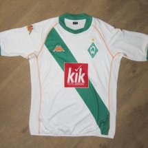 Werder Bremen Home baju bolasepak 2004 - 2005 sponsored by kik