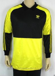 Levski Sofia Goalkeeper football shirt 1979 - 1983