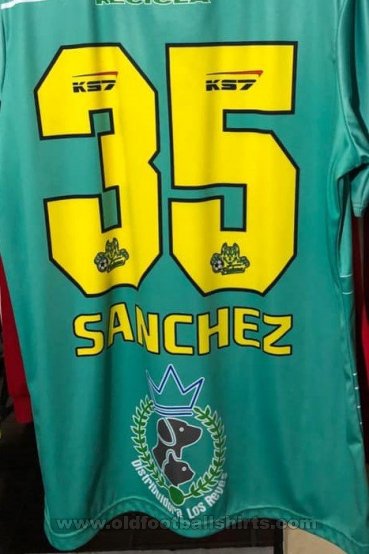 Deportes La Pintana Away football shirt 2017