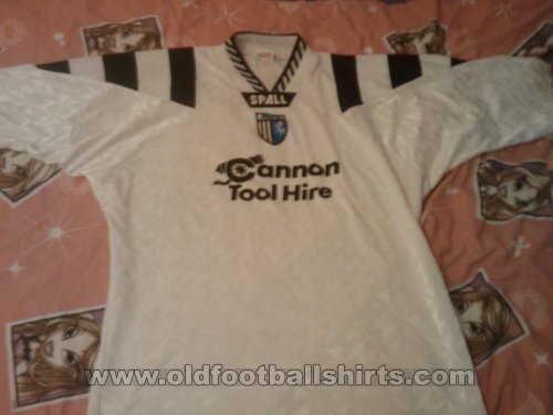 Gillingham Third football shirt 1994 - 1995