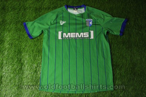 Gillingham Goalkeeper football shirt 2013 - 2014