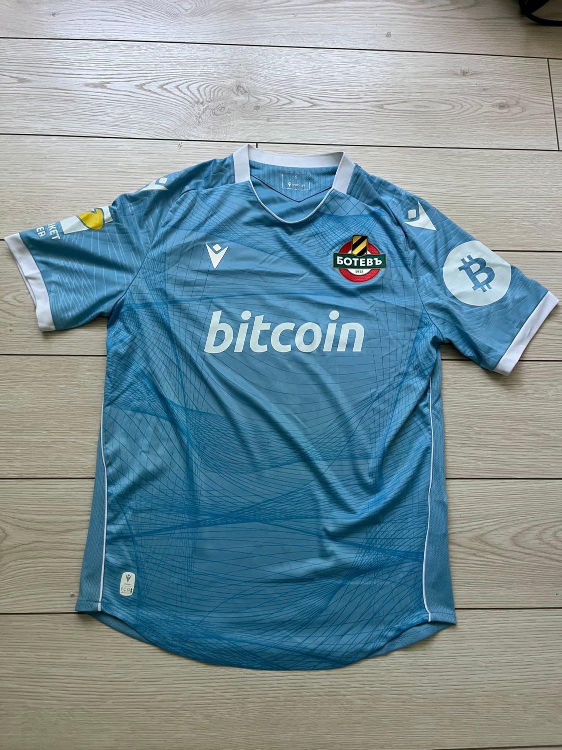 Botev Plovdiv Weg Fußball-Trikots 2024 - 2025. Sponsored by Bitcoin
