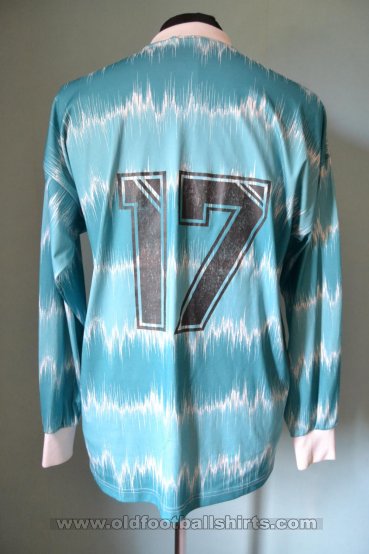 Torpedo Zaporizhya Home football shirt (unknown year)