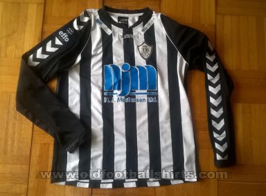 Tvøroyrar Bóltfelag Home football shirt (unknown year)