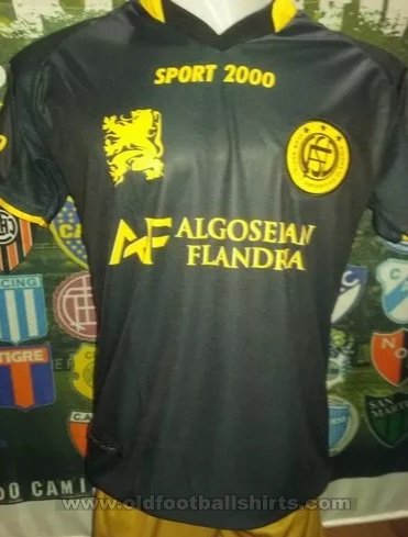 Club Social y Deportivo Flandria Away football shirt 2018
