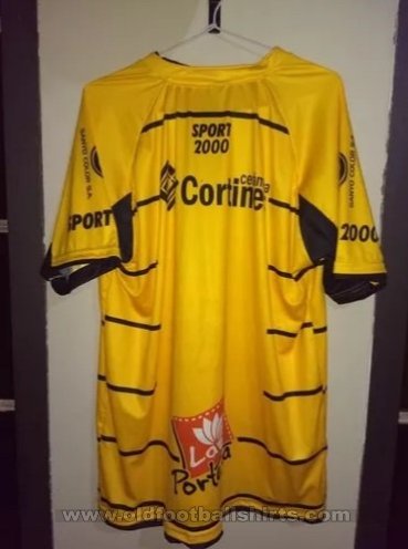 Club Social y Deportivo Flandria Home football shirt 2016