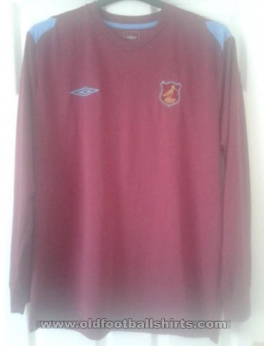 Sutton Town A.F.C. Home football shirt (unknown year)