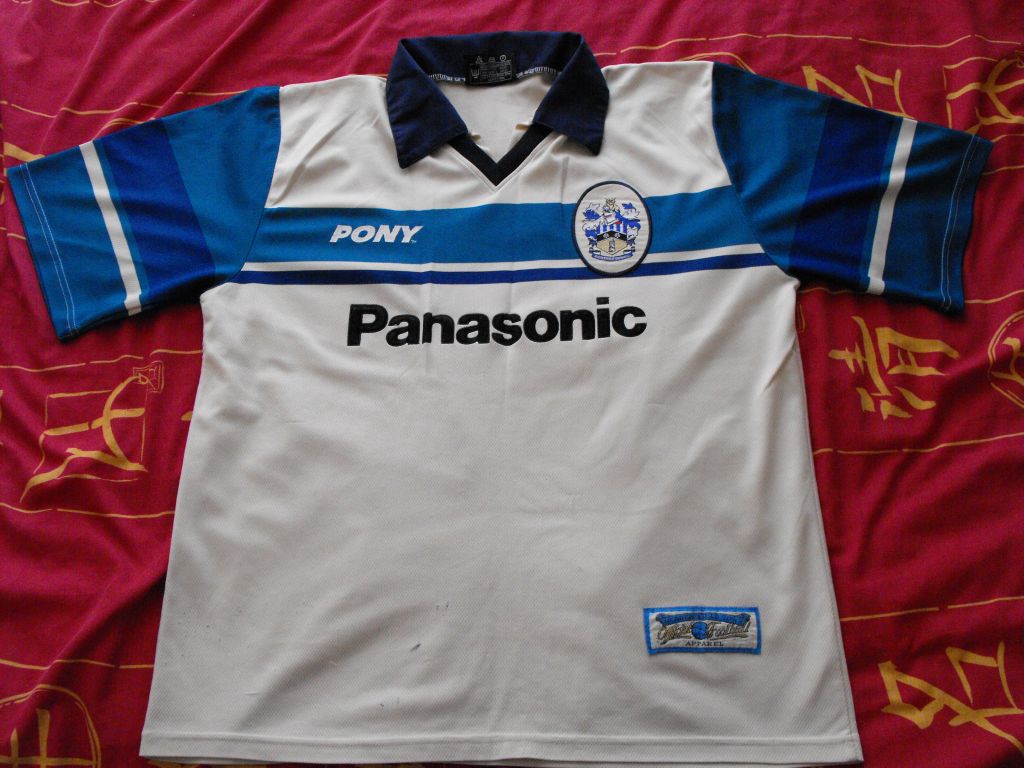 Huddersfield Town Away football shirt 1997 - 1999. Sponsored by