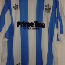 Huddersfield Town Home football shirt 2003 - 2005 sponsored by PrimeTime Recruitment 