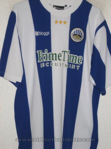 Huddersfield Town Home football shirt 2001 - 2002