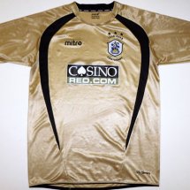 Huddersfield Town Home football shirt 2008 - 2009 sponsored by Casino Red.com