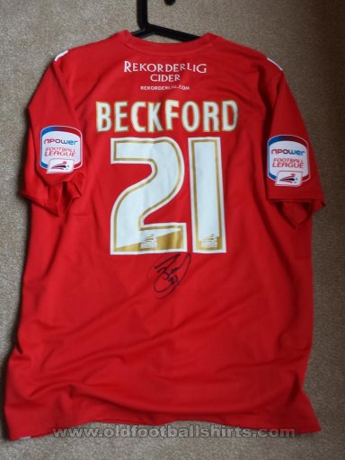 Huddersfield Town Away football shirt 2010 - 2011