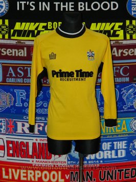 Huddersfield Town Goalkeeper football shirt 2003 - 2005
