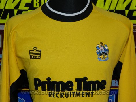 Huddersfield Town Goalkeeper football shirt 2003 - 2005