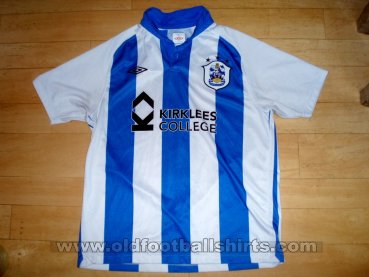 Huddersfield Town Home football shirt 2011 - 2012