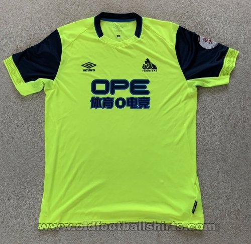 Huddersfield Town Third football shirt 2018 - 2019
