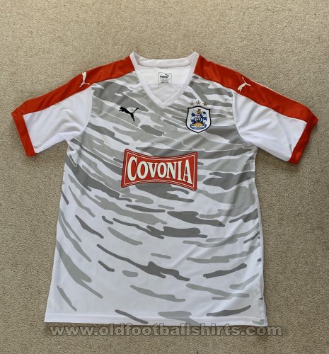 Huddersfield Town Third football shirt 2015 - 2016