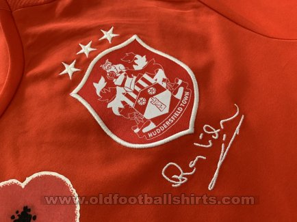 Huddersfield Town Third football shirt 2016 - 2017