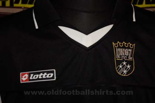 Football Kingz FC Home camisa de futebol 2003 - 2004
