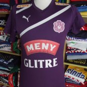 Home football shirt (unknown year)