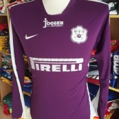 Home football shirt (unknown year)