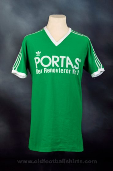 1. FC Kaiserslautern Home camisa de futebol (unknown year)