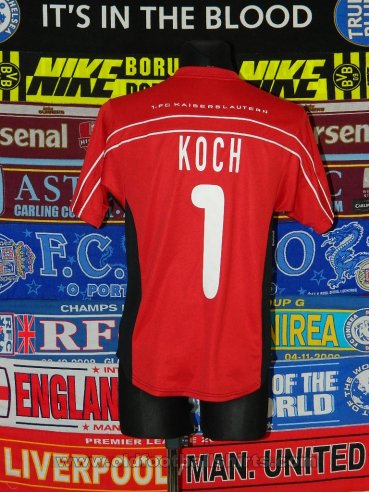 1. FC Kaiserslautern Goalkeeper football shirt 2001 - 2002
