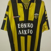 Home football shirt 2001 - 2002