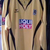 Goalkeeper football shirt 2009 - 2010