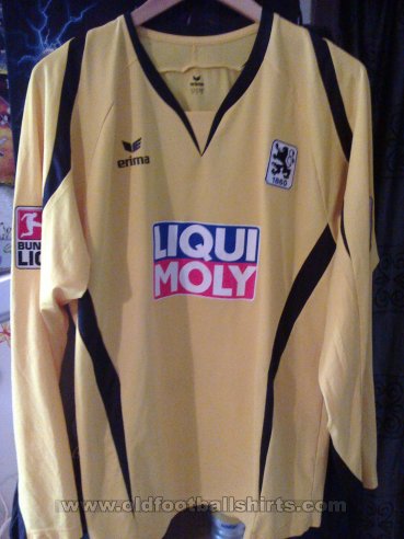1860 Munich Goalkeeper football shirt 2009 - 2010