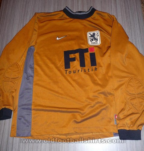 1860 Munich Goalkeeper football shirt 2001 - 2002