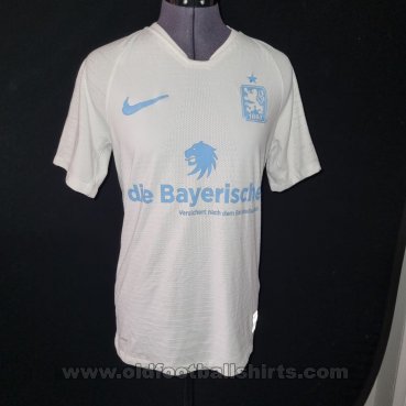 1860 Munich מיוחד חולצת כדורגל 2020 - 2021