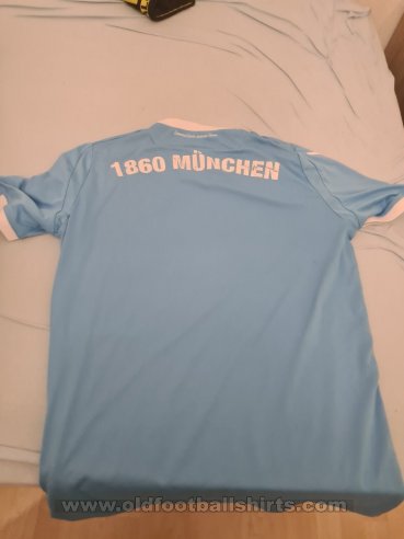 1860 Munich Home football shirt 2017 - 2018
