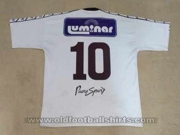 Tubarão Futebol Clube Away football shirt 2002