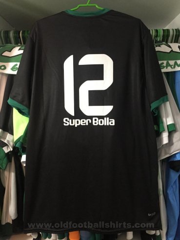 Sociedade Esportiva do Gama Goalkeeper football shirt 2013
